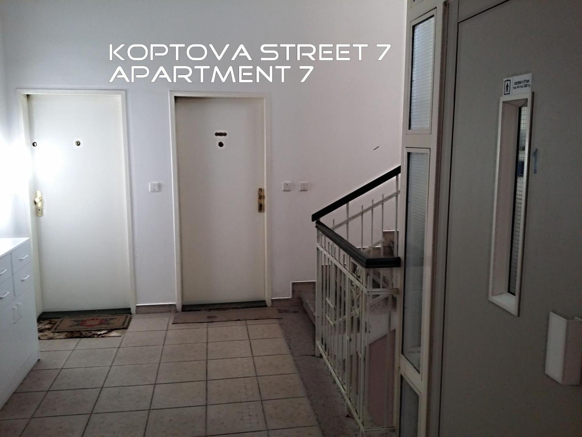 Holiday Apartments Karlovy Vary Bagian luar foto