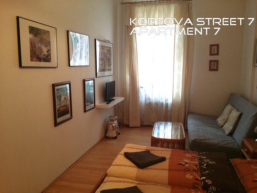 Holiday Apartments Karlovy Vary Bagian luar foto